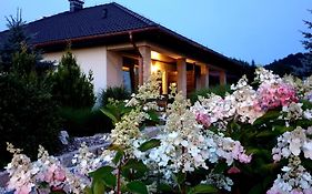Tajemniczy Ogród Szczytna - Restauracja i noclegi